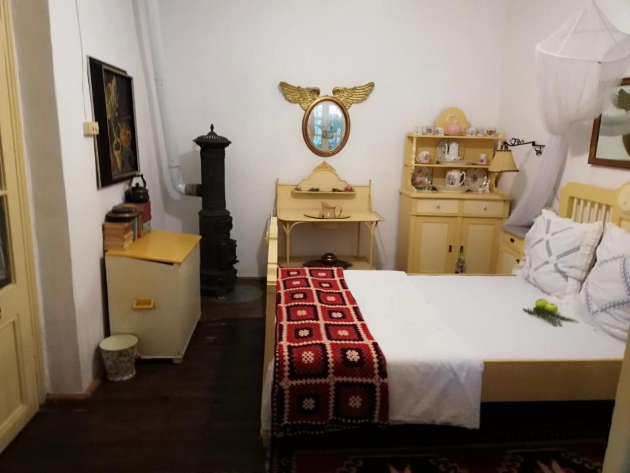 Rozmaringos Udvarház Dunafoldvar Exterior foto