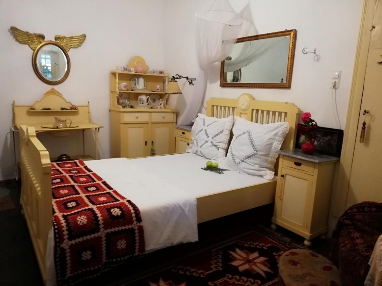 Rozmaringos Udvarház Dunafoldvar Exterior foto