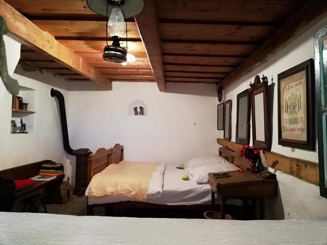Rozmaringos Udvarház Dunafoldvar Exterior foto